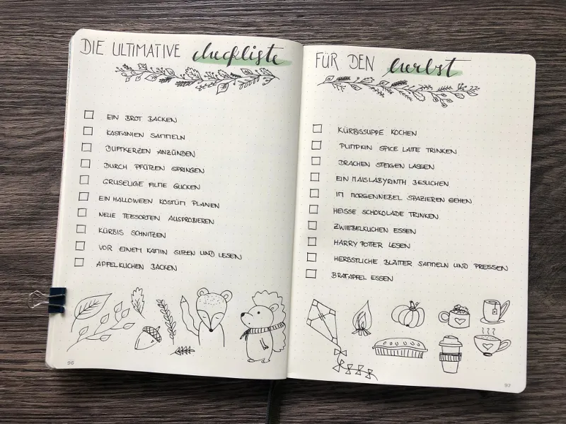 Ultimative Herbst-Checkliste als Doppelseite mit Kästchen und gezeichneten Herbst-Doodles