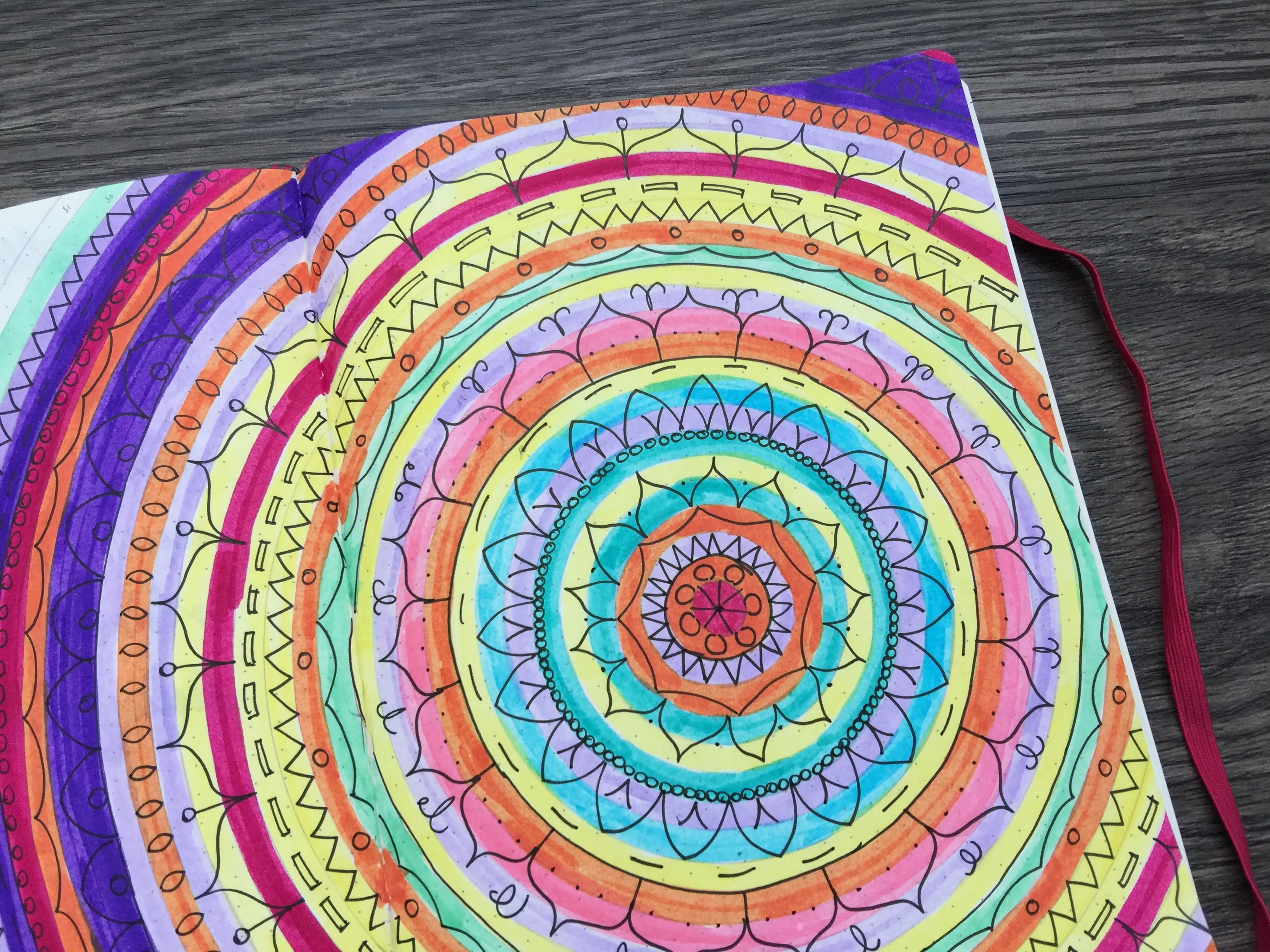Mood Mandala bunte Seite