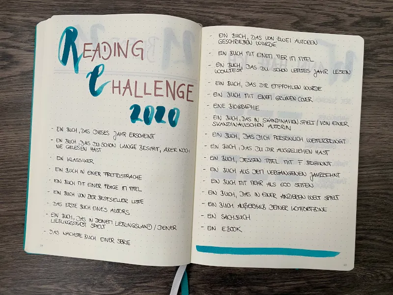Reading Challenge 2020 mit Aufgabenliste in türkisem Handlettering