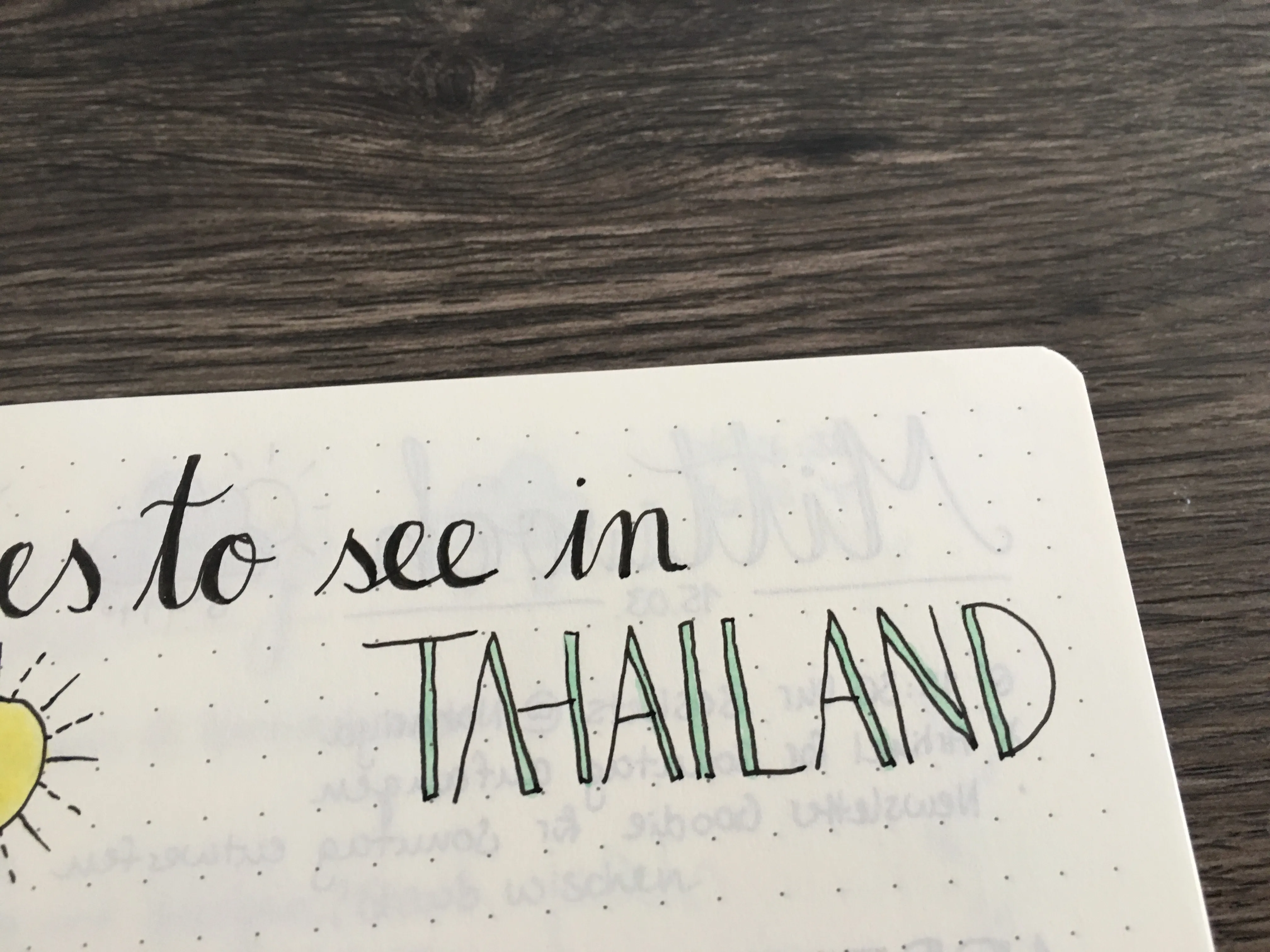 Handlettering places to see in Thailand mit gezeichneter Sonne